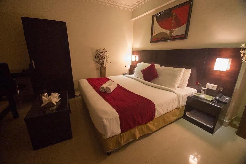 Anr Hotels Lucknow Exterior foto