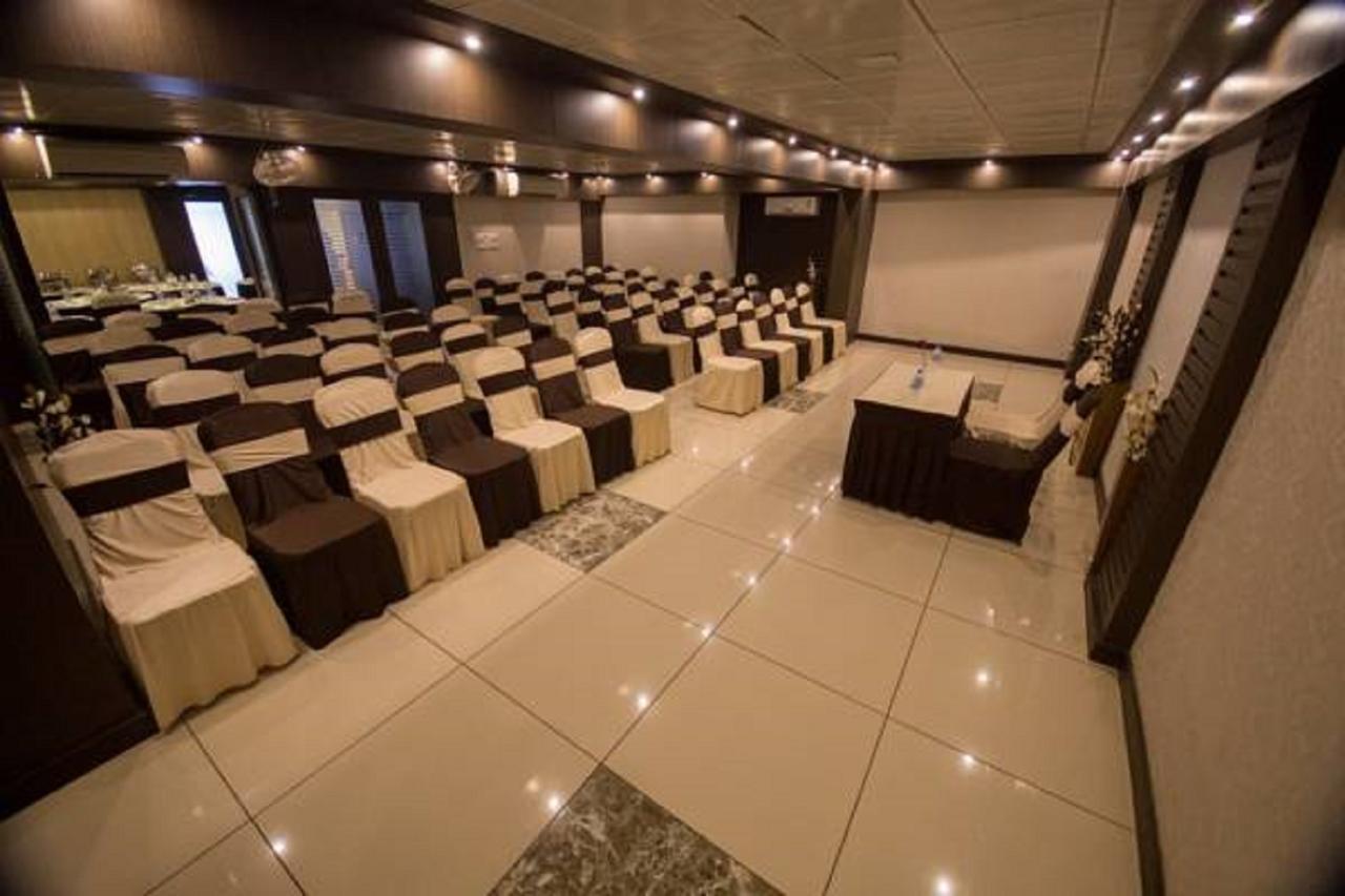 Anr Hotels Lucknow Exterior foto